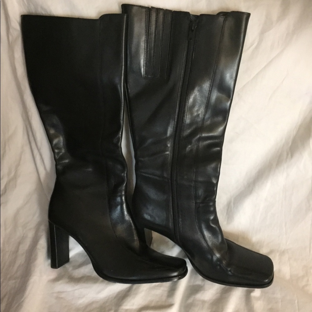 Sara Jordan Boots